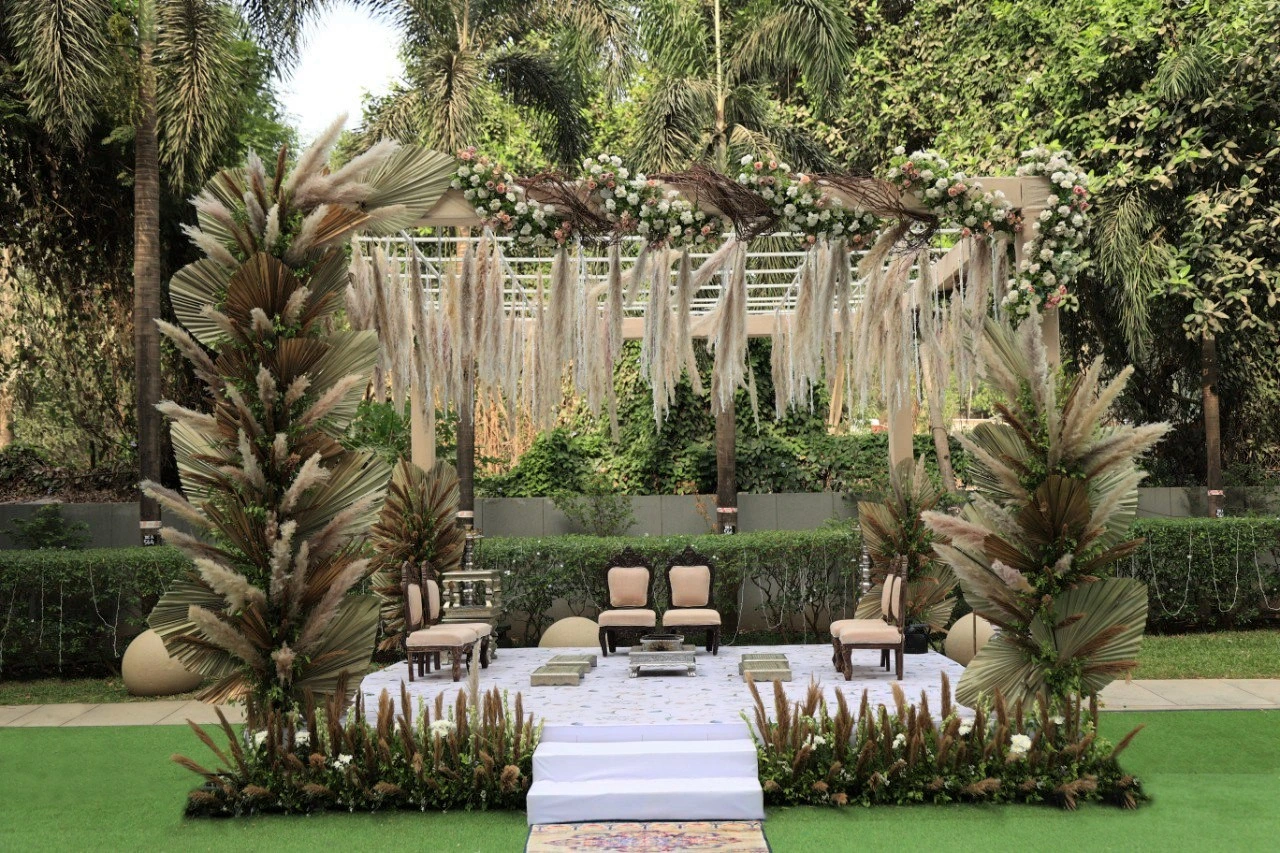 Elegant Reception Decor Setup