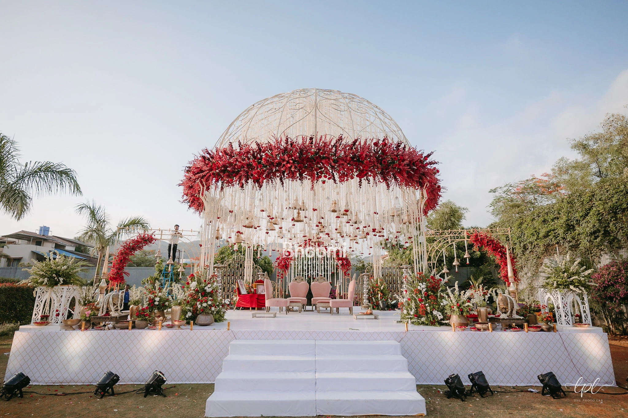 Reception Stage Decoration With Flowers